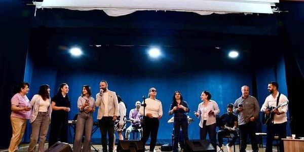 Silifke'de Ortaokullar Arası Ses ve Sahne Yarışması Finali Coşkuyla Gerçekleşti