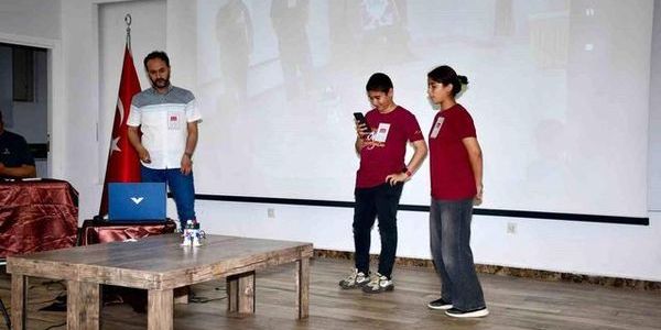 Silifke’de Ortaokullar Arası Otto Robot Dans Şenliği Coşkuyla Gerçekleşti