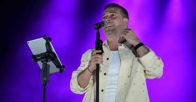 Oğuzhan Koç Mersin Kültür Yolu Festivali'nde Hayranlarını Coşturdu