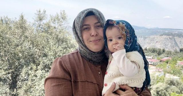 Antalya'da Anne-Kızın Doğal Anları Sosyal Medyada Viral Oldu