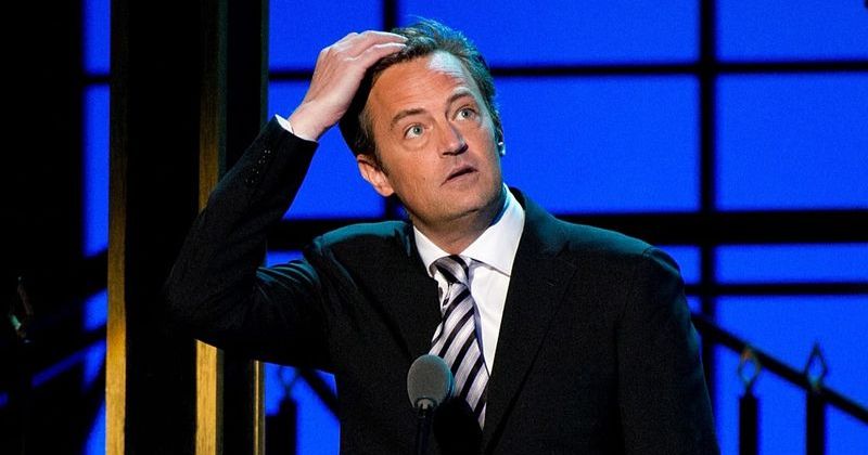 Matthew Perry'nin 'Friends' Eşyaları Yardım İçin Müzayedede Satılacak