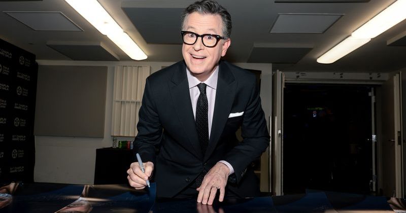 Stephen Colbert, Lord of the Rings: Shadow of the Past senaryosuna yapılan eleştirilere yanıt verdi