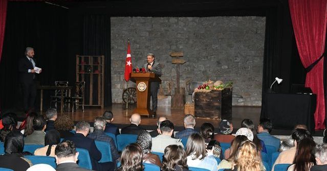 Trabzon'da Hüseyin Kazaz Kültür Merkezi Yeniden Kapılarını Açtı