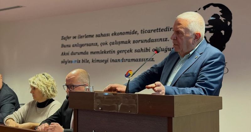 Rektör Hatipler, Trakya Üniversitesi Öğrenci Topluluklarını Şenlikte Ziyaret Etti