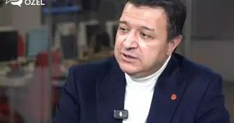 Uygur Kardeşler Bursa'da "Hey Gidi Günler" Komedi Gösterisiyle Sahnedeydi