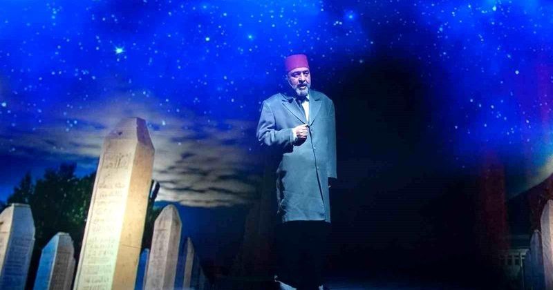 Karabük Üniversitesi'nde Hologram Destekli "Firavunla Yüz Yüze" Tiyatro Oyunu Sahnelendi