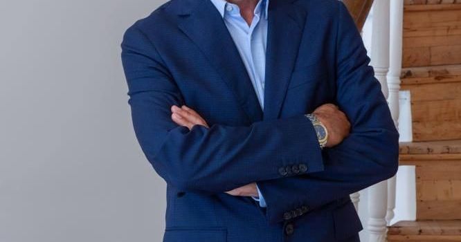 Konda Başkanı Aydın Erdem, Dolunay Soysert ile İlişkisi Nedeniyle 50 Milyon TL Tazminatla Karşı Karşıya