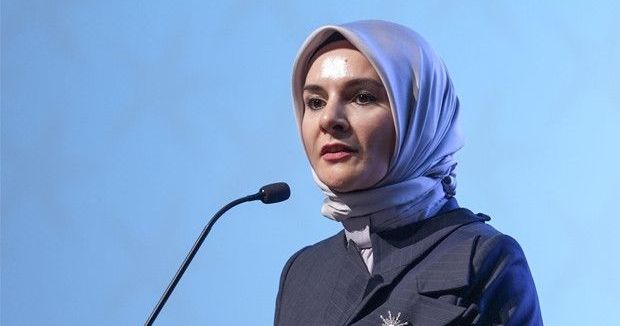Bakan Göktaş’tan Annelik Konulu Reklam Filmine Sert Tepki