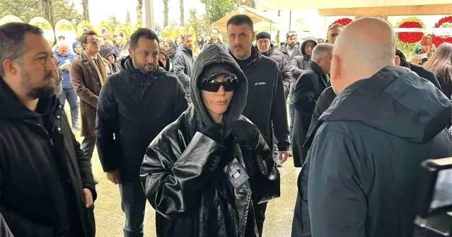 Yapımcı Erol Köse Zincirlikuyu Camii'nde Son Yolculuğuna Uğurlanıyor