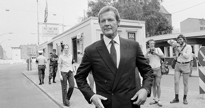 Stasi Belgeleri James Bond'un Doğu Almanya Sınırını Nasıl Aştığını Ortaya Koydu