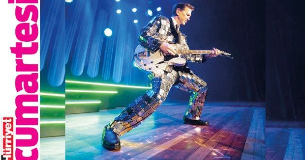 Chris Isaak, Türkiye Turnesi Öncesi Hayranlarıyla Buluşmaya Hazırlanıyor