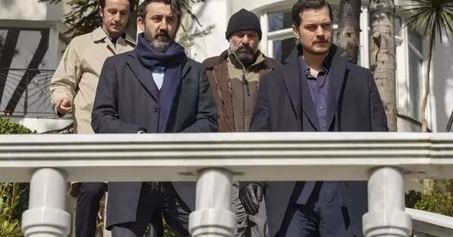 Eşref Rüya Dizisi Oyuncusu Ramazan Tetik 37 Yaşında Kalp Krizi Nedeniyle Vefat Etti