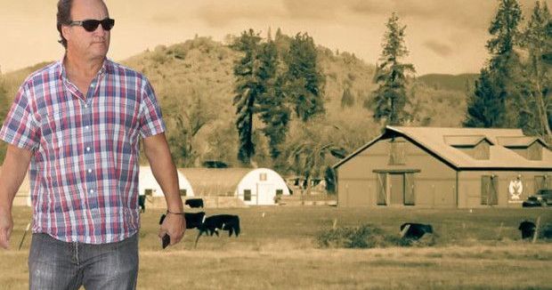 Jim Belushi, Oregon’daki Çiftliğinde Huzuru ve Yarı Emekliliği Yaşıyor