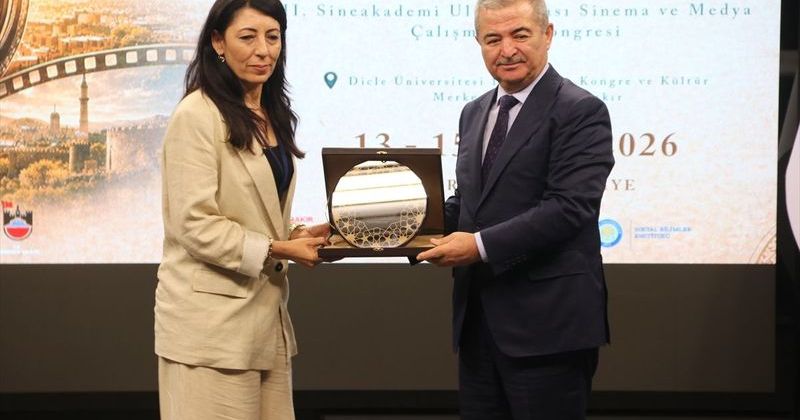 Diyarbakır'da 2. SineAkademi Uluslararası Sinema ve Medya Kongresi Başladı