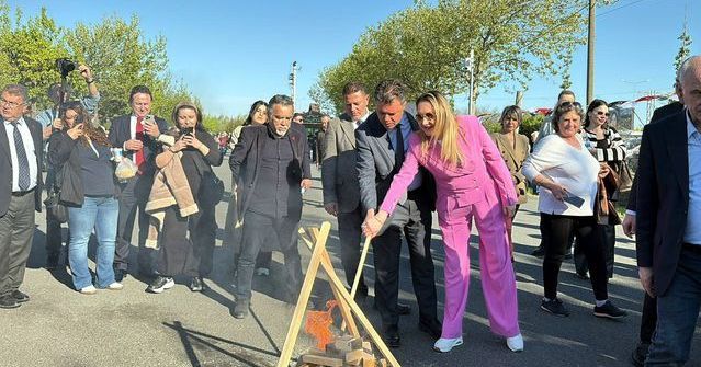 Çorlu’da Kakava ve Hıdrellez Coşkusu Bir Arada Yaşandı