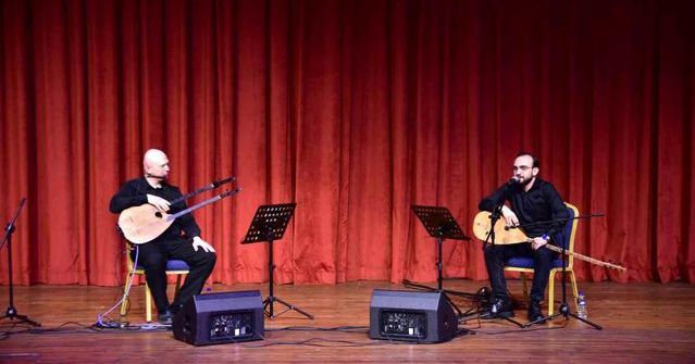 Atakum'da 23 Nisan Etkinliği Kapsamında 'Ulusal Egemenlik Yolunda Türkülerimiz' Konseri Düzenlendi