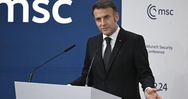 Macron: Sosyal Medya Düzenlemeleriyle Pandora’nın Kutusunu Açıyoruz