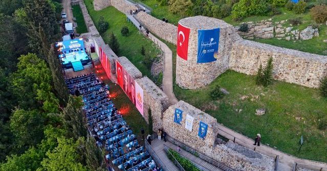12. Uluslararası İstanbulensis Şiir Festivali Sultanbeyli'de Başladı