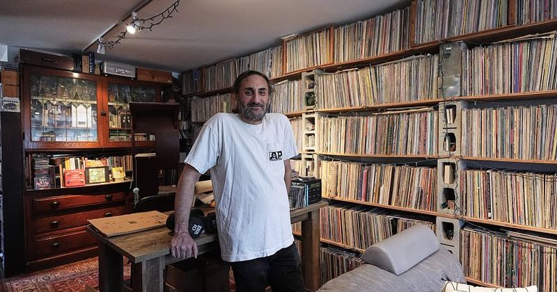 Nirvana'dan Tracy Chapman'a: Aadam Jacobs'un 10.000'den Fazla Canlı Konser Kaydı Dijital Arşivde