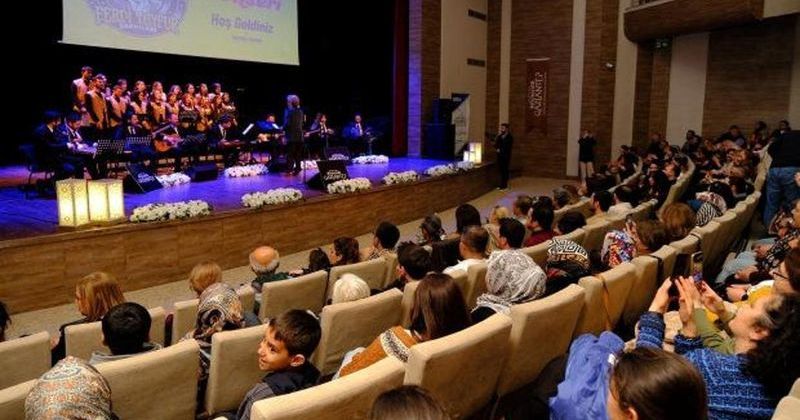 Gaziantep’te Ferdi Tayfur Anısına 'Ustalara Saygı' Konseri Düzenlendi