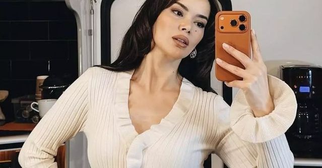 Seray Kaya, Kürtçe Şarkı Paylaşımına Gelen Tepkilere Rağmen Tavrını Sürdürüyor