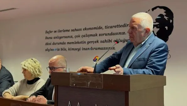 Rektör Hatipler, Trakya Üniversitesi Öğrenci Topluluklarını Şenlikte Ziyaret Etti