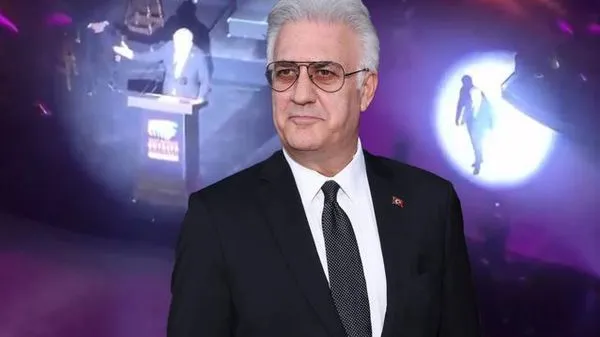 Tamer Karadağlı Aspendos Antik Tiyatrosu'nda Yuhalandı