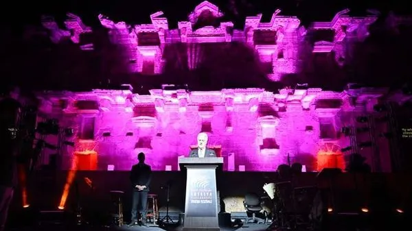 Antalya'da 16. Uluslararası Tiyatro Festivali Başladı