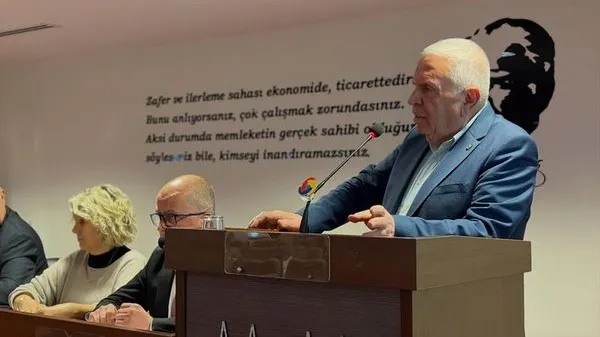 Rektör Hatipler, Trakya Üniversitesi Öğrenci Topluluklarını Şenlikte Ziyaret Etti