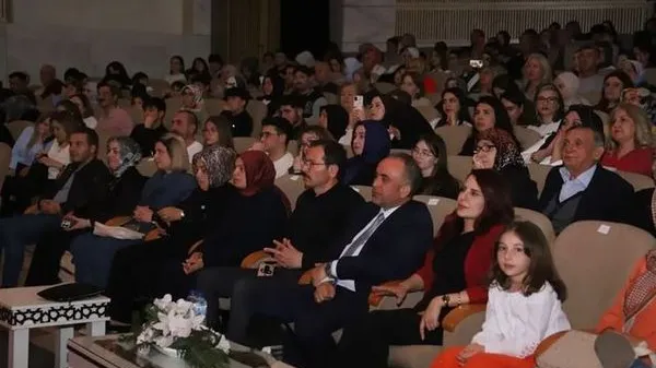 Konya'da Gönül Sesi Korosu Personelinden Anlamlı Konser