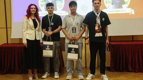 Hatay'da Üniversiteler Arası Bilgi Yarışması Ödülleri Sahiplerini Buldu