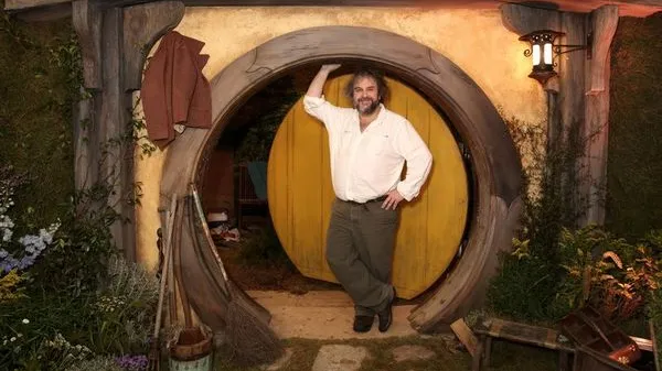 Peter Jackson, The Hunt for Gollum'un Yönetmenliğini Andy Serkis'e Bıraktı