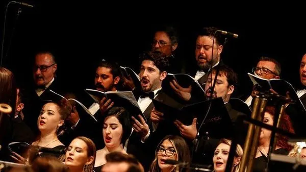 Mersin Kültür Yolu Festivali'nde 'Carmina Burana' Sahnelendi