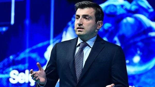 Selçuk Bayraktar: Toplumun Geleceği Sanat ve Düşünceyle İnşa Edilir