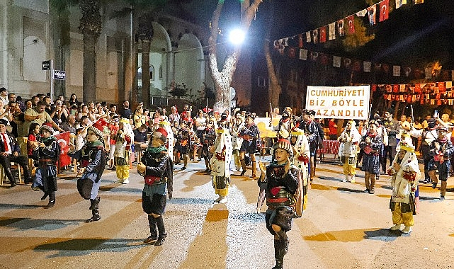 Bayındır'da 30 Ağustos Zafer Bayramı törenlerle kutlandı