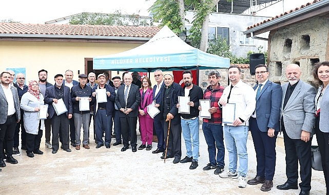 Ürünlü'de 275 hak sahibine imarlı tapu sevinci