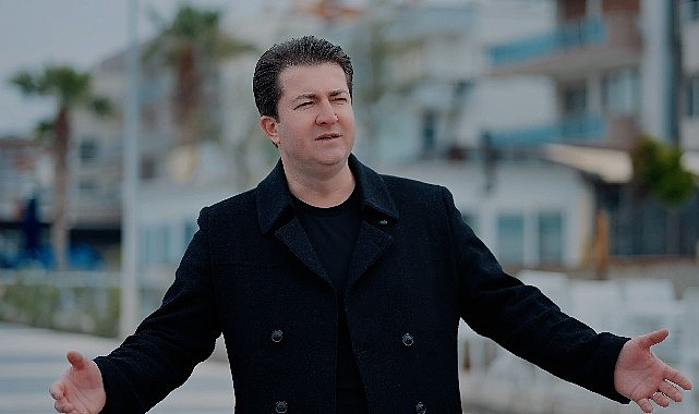Ömer Faruk Özcan'dan Yeni Şarkı: 'Ben Gelmeden Ölme Diyor'