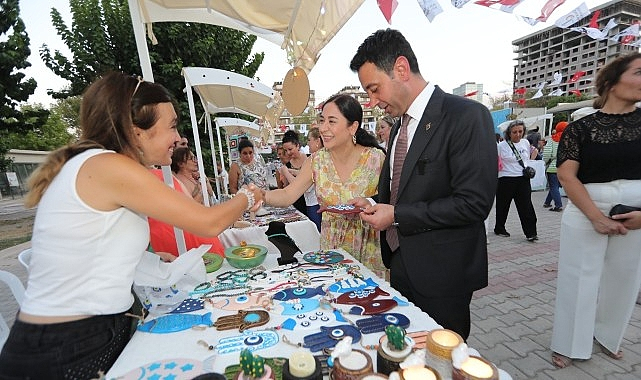 Bayraklı'nın üreten kadınlarına özel sergi