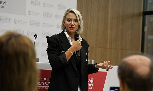Buharalı, Kocaeli Kitap Fuarı'nda ruhsal yolculuğunu anlattı;  “Merkeze Allah'ın rızasını koyun