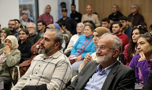Prof. Dr. İsmail Hakkı Aydın, Kocaeli Kitap Fuarı'nda: 