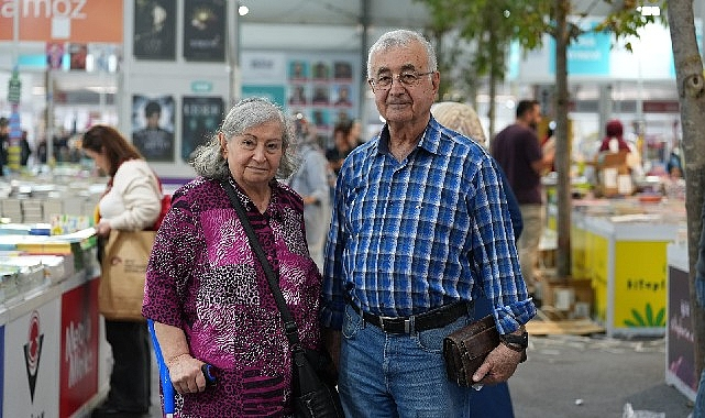 ″Kitaplar da sevdaya dahil″
