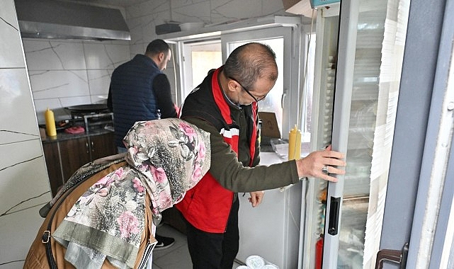Manisa Büyükşehir Belediyesi'nden Okul Önlerinde Seyyar Satıcı Denetimi