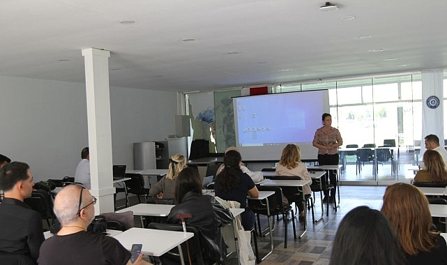 EÜ AROM'da Erasmus K2 Proje Deneyimleri Paylaşıldı