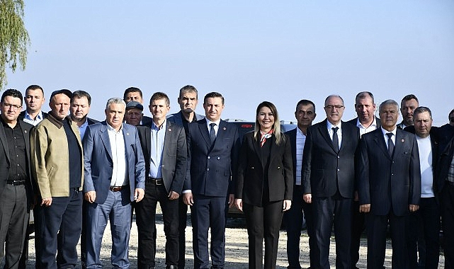 Malkara Belediye Başkanı Nergiz Karaağaçlı Öztürk Muhtarlarla Kahvaltıda Buluştu