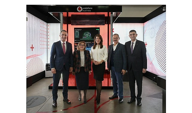 Vodafone, Gaziantep'teki yeni teknoloji merkezi ile Anadolu sanayisini geleceğe hazırlayacak