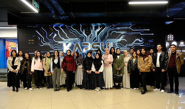 Konya Büyükşehir Gençlik Meclisi Öğrenciler İçin Çeşitli Etkinlikler Düzenliyor