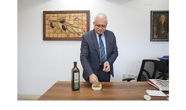 Burhaniye Belediyesi Zeytinyağları Tüketicilerle Buluşuyor