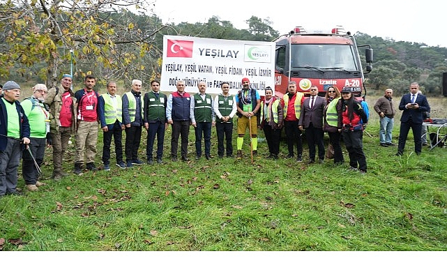 YEŞİLAY ile “Yeşil Vatan, Yeşil Fidan, Yeşil İzmir