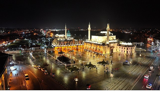 Konya Büyükşehir'in Şeb-i Arus Haftasına Özel Aydınlatmaları Şehre Renk Katıyor