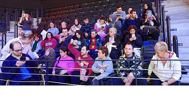 Maltepe'nin Engelleri Aşan Çocukları Anadolu Efes - Petkim Spor Maçını İzledi